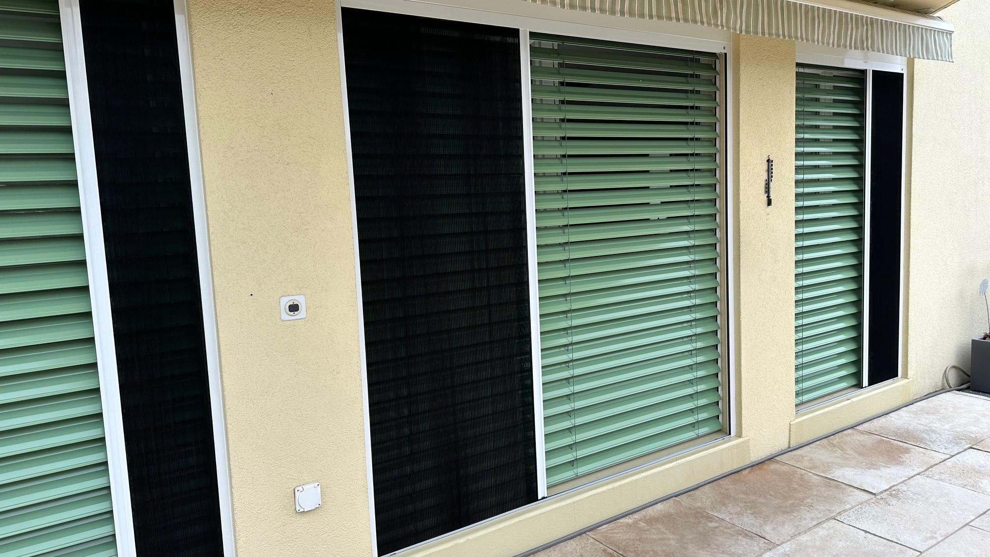 Moustiquaires plissées