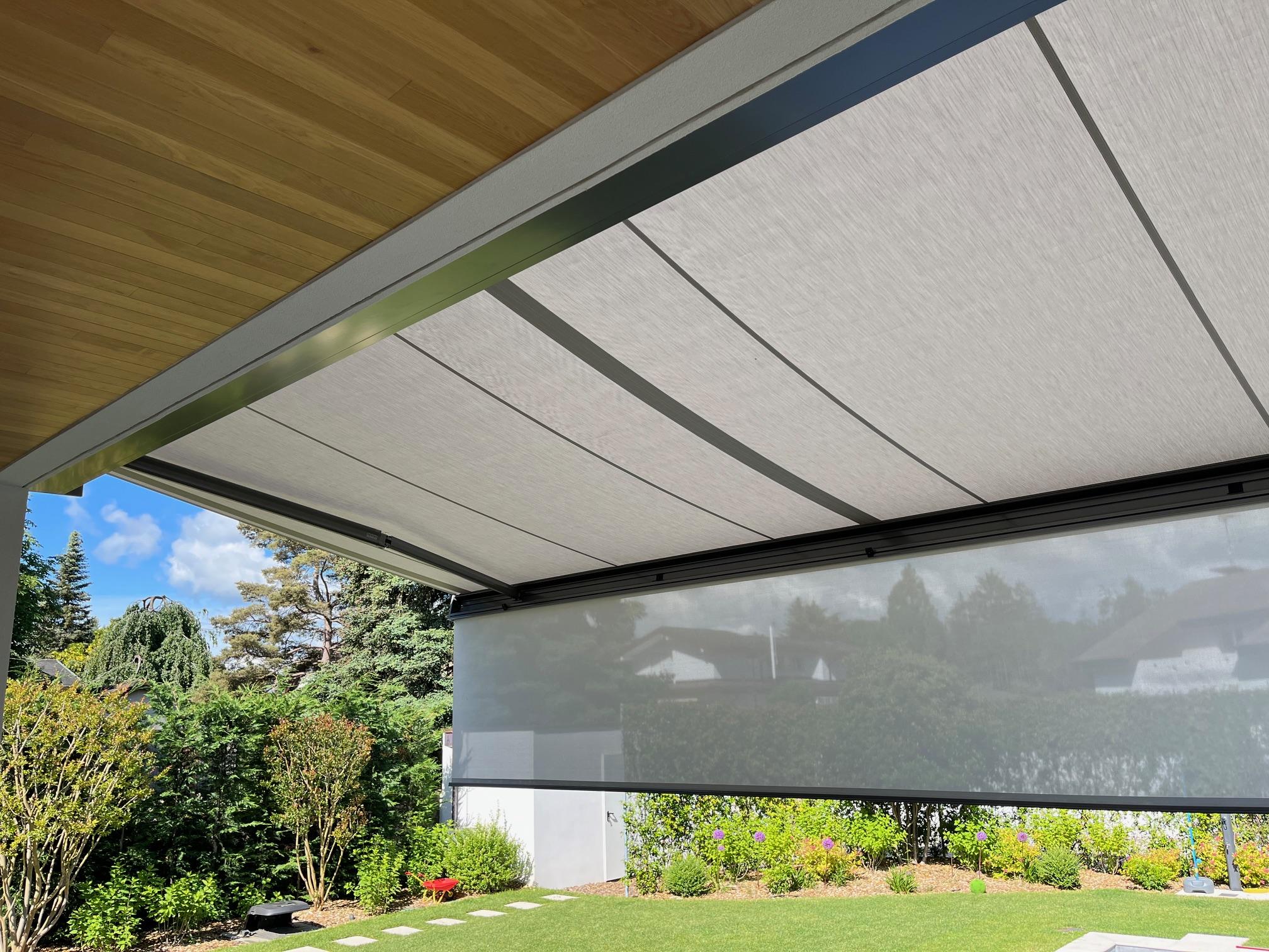 Store toile avec volant +